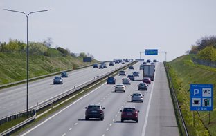 Poslední prázdninový víkend patří k nejrizikovějším na silnicích